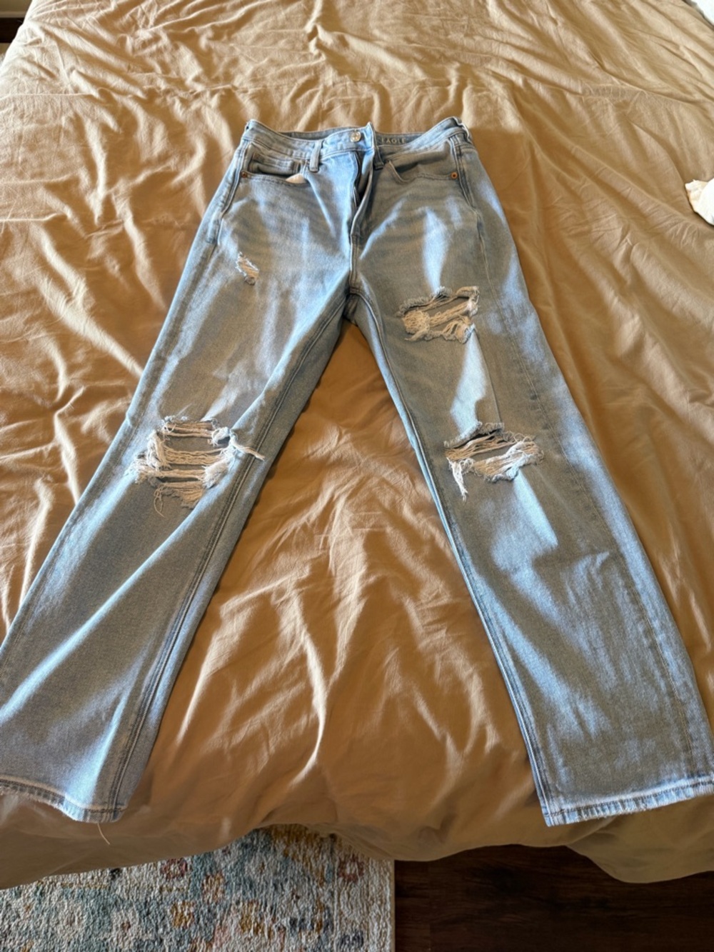 American Eagle Light Blue Mom Straight Jeans